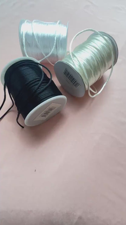 5m, 10m or 15m satin cord 2,5mm, in white, ivory oder black