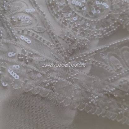 LL-1488, gorgeous bridal lace fabric with geometrical pattern, guipure lace per meter, lace fabric in off-white